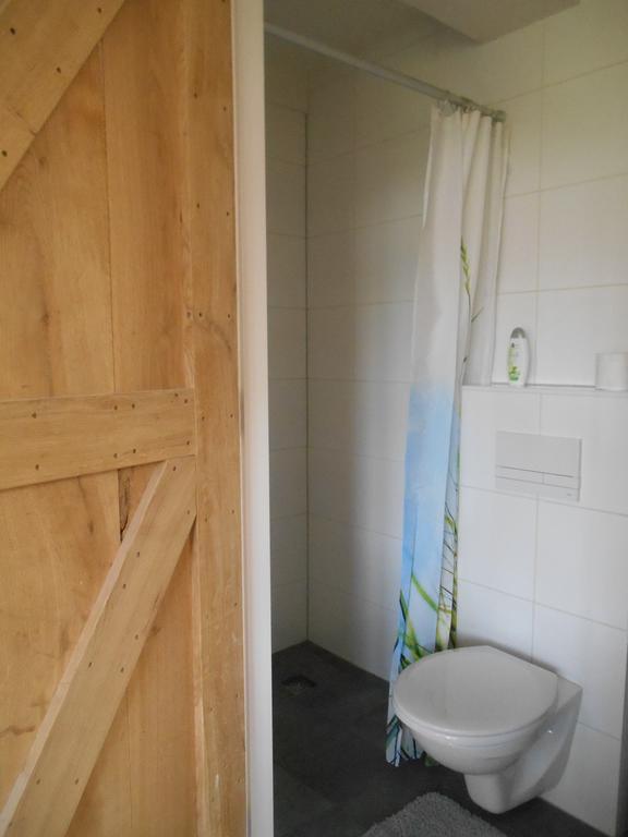 Bij En Boom Bed & Breakfast Drachten Room photo